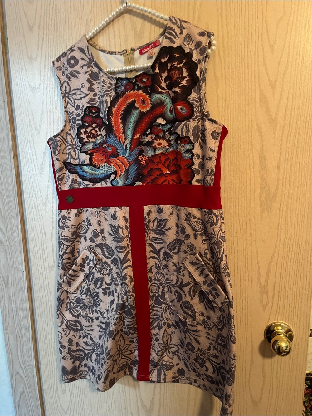 Woman’s Red-Accent Floral Print Dress